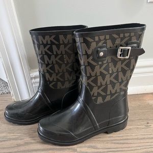 Michael kor rain boots - used only 2x - perfect condition